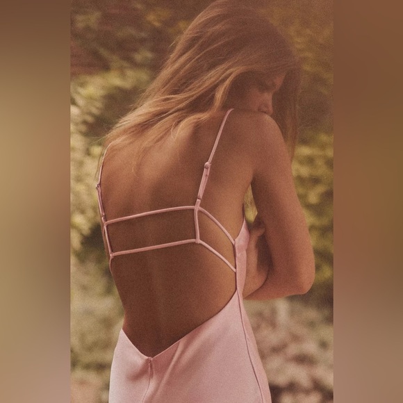 🔥🔥Zara Pink Satin midi Dress - Picture 4 of 6